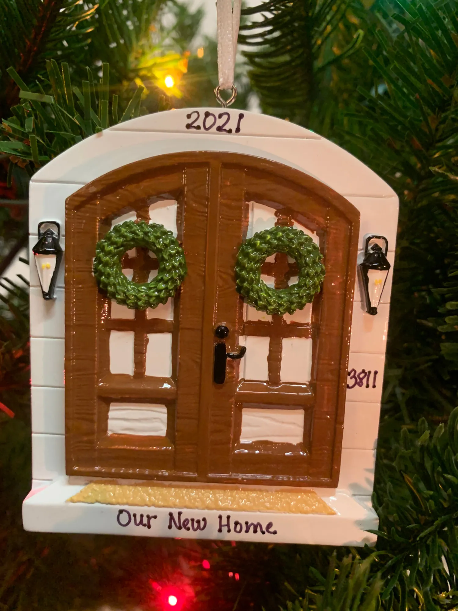 Best The Jolly Christmas Shop 4.25" Farm House Door Personalized Christmas Ornament OR2140