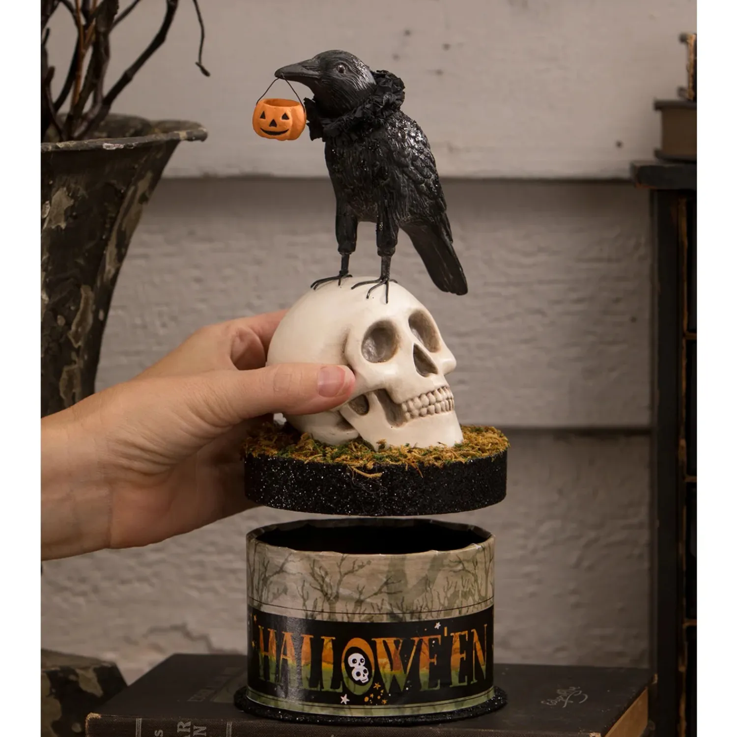 Best The Jolly Christmas Shop Bethany Lowe 9" Crow And Skull On Box Halloween Decoration TL3356
