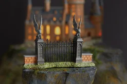 New The Jolly Christmas Shop Department 56 Harry Potter Village Hogwart's Gate 6009830