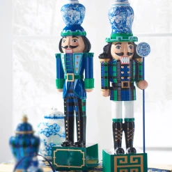 Online The Jolly Christmas Shop Raz 19" Black Watch Tartan And Delft Christmas Nutcracker Figure 4401628