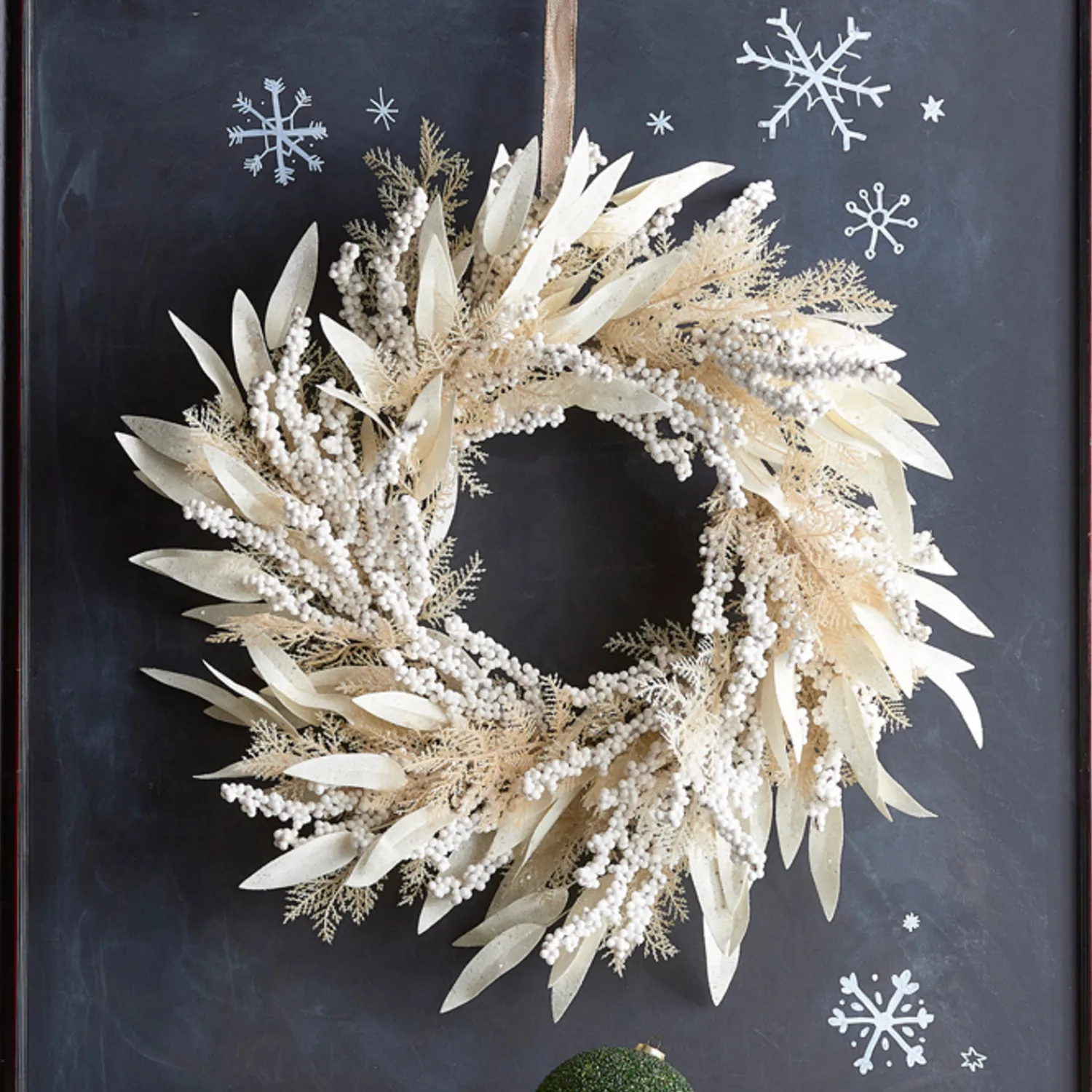 Clearance The Jolly Christmas Shop Raz 24" Cream Cedar And Laurel Leaf Christmas Wreath W4306696