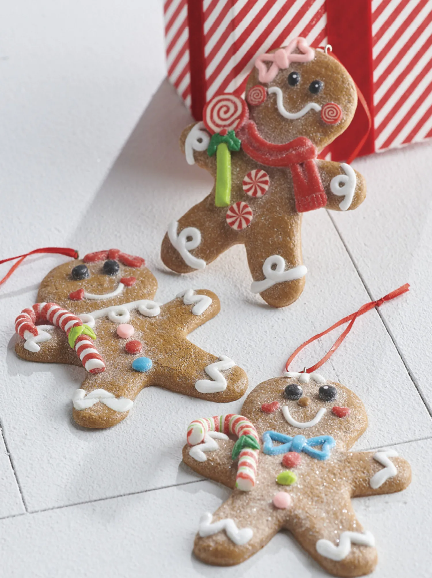 Outlet The Jolly Christmas Shop Raz 5" Decorated Gingerbread Boy Or Girl Christmas Ornament 4015547